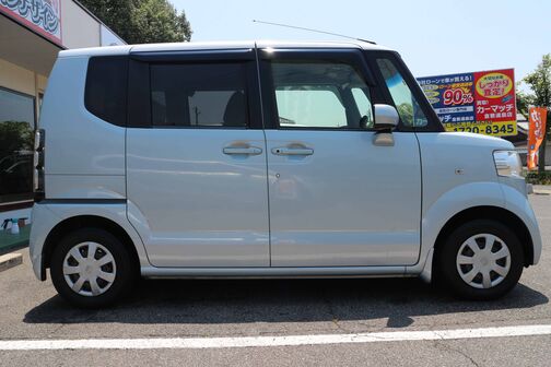 この度は当店のお車をご覧になっていただき、誠にありがとうございます。ぜひじっくりとご検討下さい。気軽にお問合せ・お見積りお待ちしております。