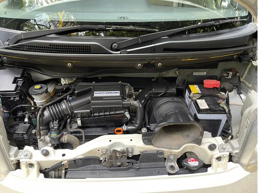 【廃車の無料引取り】当社は他社で購入された場合でも走行不能車や廃車の無料引き取り大歓迎です。「LINEでお問い合わせ」から車検証・車両の写真とご希望金額をお送りください。