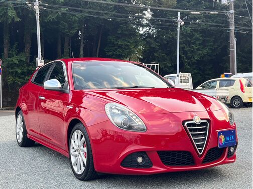 【車両状態】お車は内外装ともにとても綺麗です。機関関係も良好です。試乗もできます。ご来店の場合は前日までに必ずご連絡をお願いします。