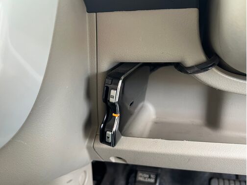【応援】当店は、車が必要なのに様々な理由からオートローンの審査に通らず、購入できない方を応援しています。お気軽に仮審査をお申し込みください。