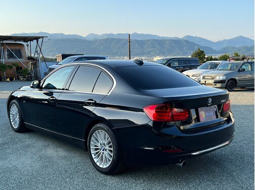 【廃車の無料引取り】当社は他社で購入された場合でも走行不能車や廃車の無料引き取り大歓迎です。「LINEでお問い合わせ」から車検証・車両の写真とご希望金額をお送りください