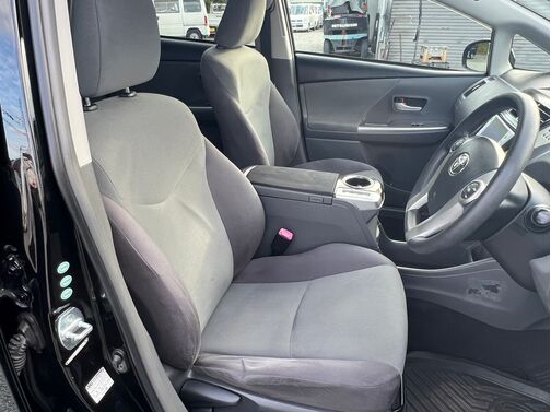 【友達追加の方法①】LINEで「@391tycna」を検索して友達追加できます。