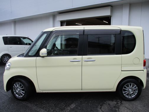 国産車 ダイハツ 人気の内装広々な軽自動車 タント 自社ローン専門 中古車販売 カーマッチ