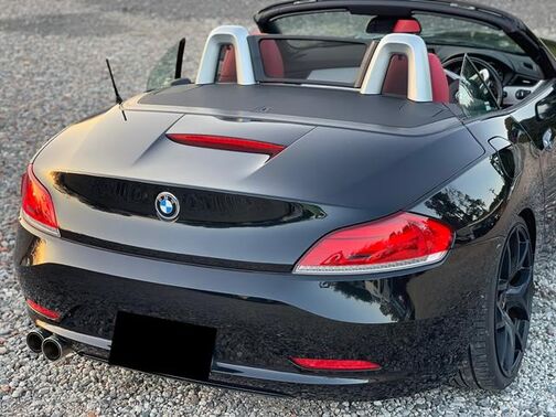 輸入車 :: BMW :: Ｚ４ ｓＤｒｉｖｅ２３ｉ | 自社ローン専門の中古車