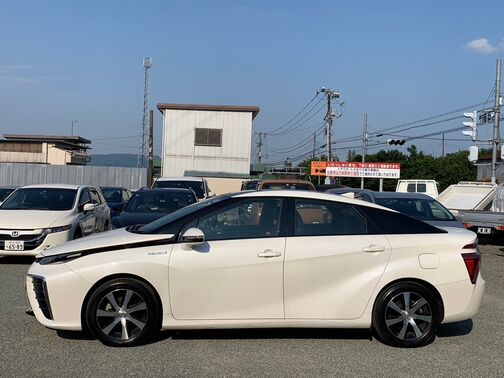 【全国へ納車可能】遠方の方でもご購入頂けるように陸送輸送を安価なお値段で承っています。【返品保証有り】ご遠方のお客様には一週間の返品保証付きです。