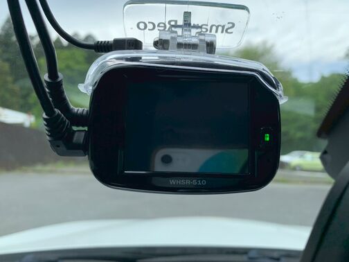 【友達追加の方法②】車両画像の2枚目のQRコードをLINEで読み込んで友達追加できます。