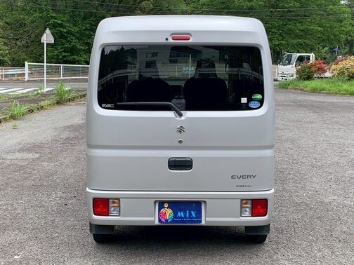 【応援】当店は、車が必要なのに様々な理由からオートローンの審査に通らず、購入できない方を応援しています。お気軽に仮審査をお申し込みください。