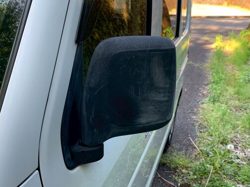 【安心】納車後のトラブルが発生しても、当社独自の保証サービスにご加入頂ければ修理ができるので、安心してお乗りいただくことができます。