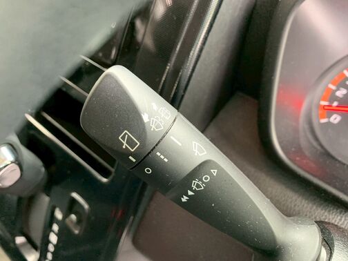 友達登録が終わりますと、ご案内のメッセージが流れます。メッセージに従いご返信をお願いします。