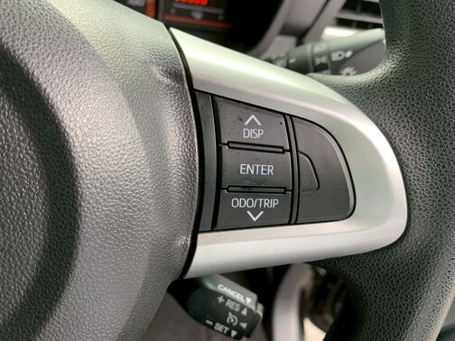 【友達追加の方法②】車両画像の2枚目のQRコードをLINEで読み込んで友達追加できます。