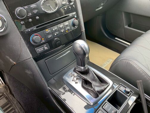 【応援】当店は、車が必要なのに様々な理由からオートローンの審査に通らず、購入できない方を応援しています。お気軽に仮審査をお申し込みください。