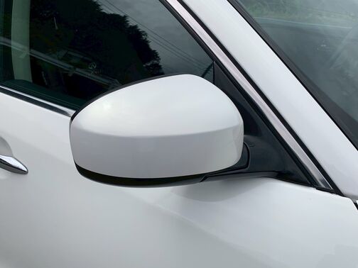 【お車探し】お客様のご要望に応じて、仕入れのプロがお客様と一緒にご希望のお車をお探しさせて頂くサービスをご提供しています。ご遠慮なくお申し出ください。