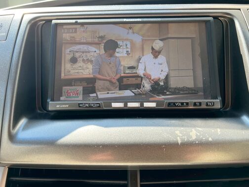 当店では、お急ぎのお客様に無料でレンタカーをお貸出ししております。ご契約後、即日引渡しOKです。