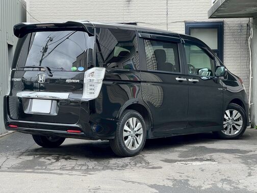 普通自動車なら、どんな状態のお車でも4万円以上でお引き受け致します。