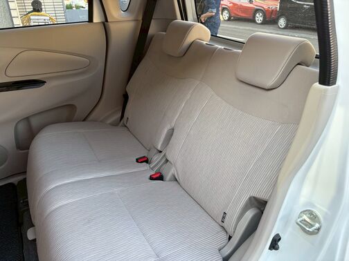 普通自動車なら、どんな状態のお車でも4万円以上でお引き受け致します。