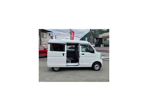 すぐにご来店頂けない場合や遠方にお住まいの方、車両状態の詳細が知りたい方はお気軽にご連絡下さい♪