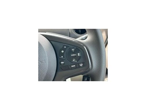 国家認定整備士の点検済み車両です。ここから始まるカーライフは当社にて！維持もオイル交換軽自動車１，２００円普通車１，８００円！その他ご提案も盛りだくさん！０５４－３９５－７５４０まで