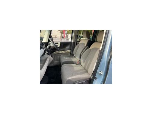 国家認定整備士の点検済み車両です。ここから始まるカーライフは当社にて！維持もオイル交換軽自動車１，２００円普通車１，８００円！その他ご提案も盛りだくさん！０５４－３９５－７５４０まで