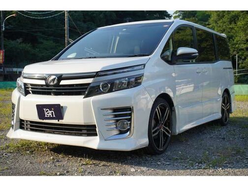 人気色白色ボディでTRDフルエアロ！