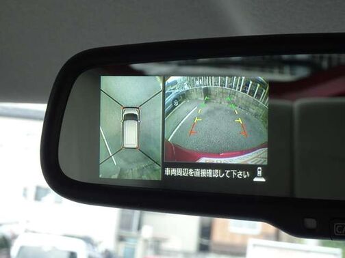 【全周囲カメラ】カラーで後方、周囲の映像を映してくれます☆障害物や車庫入れの際の確認もとれて安心ですね♪