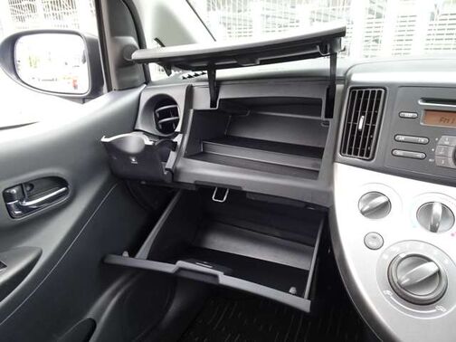 【収納多数】車内空間がきれいに保たれること間違いなしです！