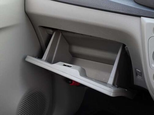 【収納多数】車内空間がきれいに保たれること間違いなしです！