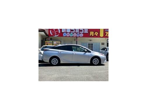 この度は当店のお車をご覧になっていただき、誠にありがとうございます。じっくり現車確認して頂けるよう、ご準備を致します！