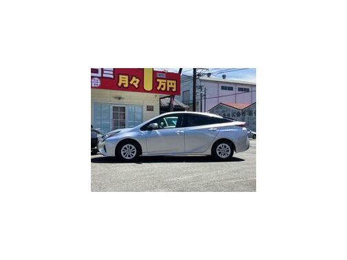 この度は当店のお車をご覧になっていただき、誠にありがとうございます。じっくり現車確認して頂けるよう、ご準備を致します！