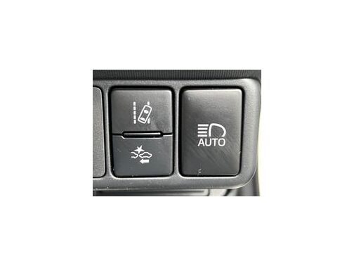 国家認定整備士の点検済み車両です。ここから始まるカーライフは当社にて！維持もオイル交換軽自動車１，２００円普通車１，８００円！その他ご提案も盛りだくさん！０５４－３９５－７５４０まで