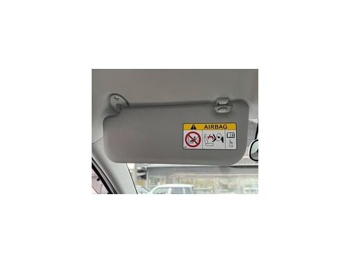 国家認定整備士の点検済み車両です。ここから始まるカーライフは当社にて！維持もオイル交換軽自動車１，２００円普通車１，８００円！その他ご提案も盛りだくさん！０５４－３９５－７５４０まで