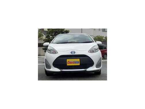 国家認定整備士の点検済み車両です。ここから始まるカーライフは当社にて！維持もオイル交換軽自動車１，２００円普通車１，８００円！その他ご提案も盛りだくさん！０５４－３９５－７５４０まで