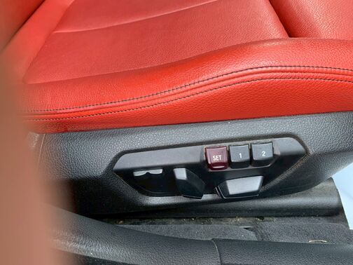 友達登録が終わりますと、ご案内のメッセージが流れます。メッセージに従いご返信をお願いします。