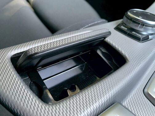 【お車探し】お客様のご要望に応じて、仕入れのプロがお客様と一緒にご希望のお車をお探しさせて頂くサービスをご提供しています。ご遠慮なくお申し出ください。