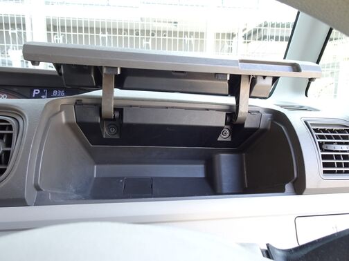 【収納多数】車内空間がきれいに保たれること間違いなしです