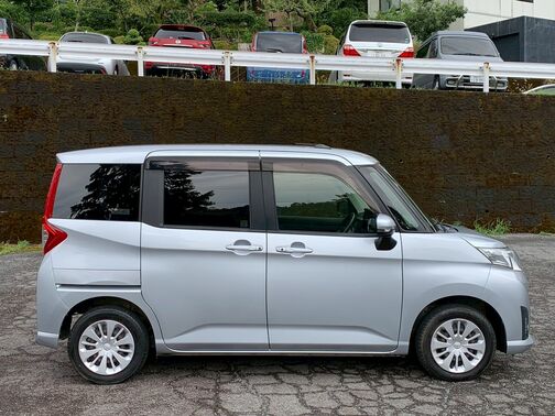【お車探し】お客様のご要望に応じて、仕入れのプロがお客様と一緒にご希望のお車をお探しさせて頂くサービスをご提供しています。ご遠慮なくお申し出ください。