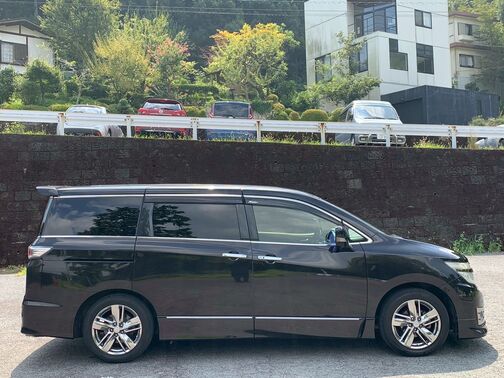 【全国へ納車可能】遠方の方でもご購入頂けるように陸送輸送を安価なお値段で承っています。【返品保証有り】ご遠方のお客様には一週間の返品保証付きです。