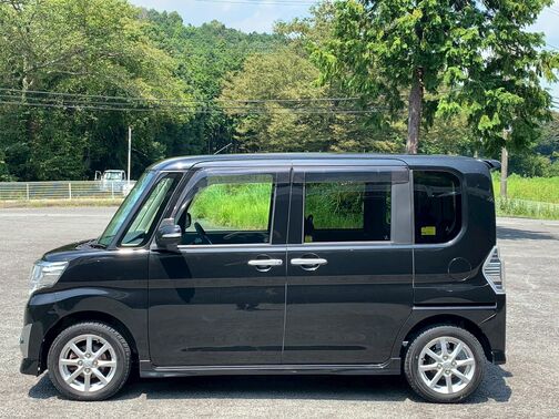 【全国へ納車可能】遠方の方でもご購入頂けるように陸送輸送を安価なお値段で承っています。【返品保証有り】ご遠方のお客様には一週間の返品保証付きです。