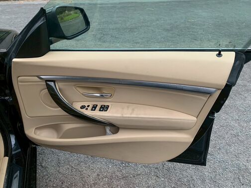 【お車探し】お客様のご要望に応じて、仕入れのプロがお客様と一緒にご希望のお車をお探しさせて頂くサービスをご提供しています。ご遠慮なくお申し出ください。 【お車探し】お客様のご要望に応じて、仕入れのプロがお客様と一緒にご希望のお車をお探しさせて頂くサービスをご提供しています。ご遠慮なくお申し出ください。