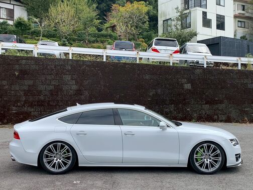 【安心】納車後のトラブルが発生しても、当社独自の保証サービスにご加入頂ければ修理ができるので、安心してお乗りいただくことができます。