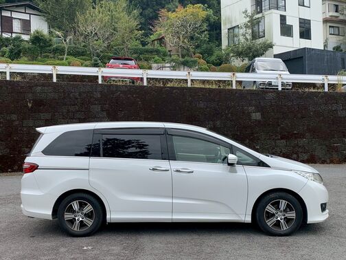 【廃車の無料引取り】当社は他社で購入された場合でも走行不能車や廃車の無料引き取り大歓迎です。「LINEでお問い合わせ」から車検証・車両の写真とご希望金額をお送りください