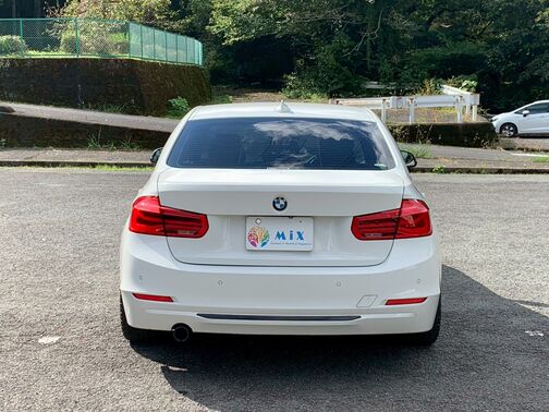 【友達追加の方法①】LINEで「@391tycna」を検索して友達追加できます。