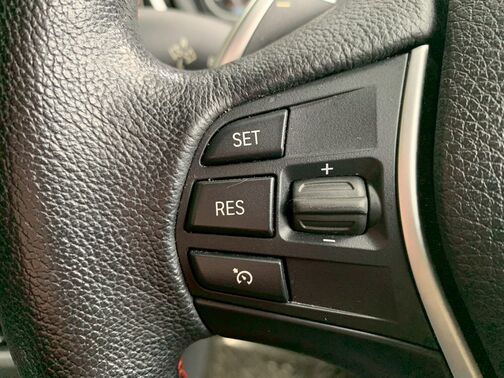 【お車探し】お客様のご要望に応じて、仕入れのプロがお客様と一緒にご希望のお車をお探しさせて頂くサービスをご提供しています。ご遠慮なくお申し出ください。