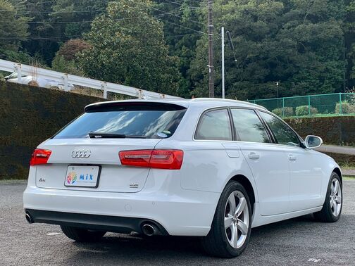 友達登録が終わりますと、ご案内のメッセージが流れます。メッセージに従いご返信をお願いします。