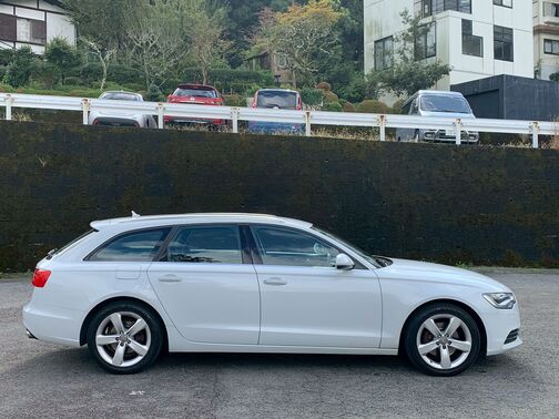 【点検整備】当社の点検整備は消耗品やオイル交換もしています。
点検箇所の写真やコンピューター診断の結果は全て写真を撮って保存してあります。ご安心ください。