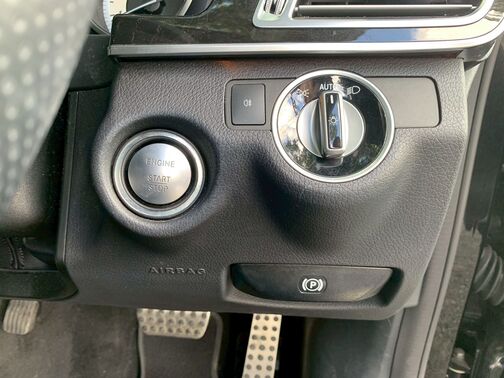 【安心】納車後のトラブルが発生しても、当社独自の保証サービスにご加入頂ければ修理ができるので、安心してお乗りいただくことができます。