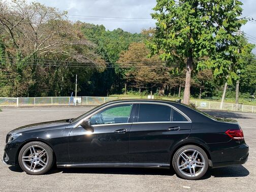 【全国へ納車可能】遠方の方でもご購入頂けるように陸送輸送を安価なお値段で承っています。【返品保証有り】ご遠方のお客様には一週間の返品保証付きです。