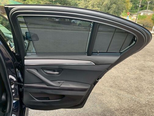 【友達追加の方法②】車両画像の2枚目のQRコードをLINEで読み込んで友達追加できます。