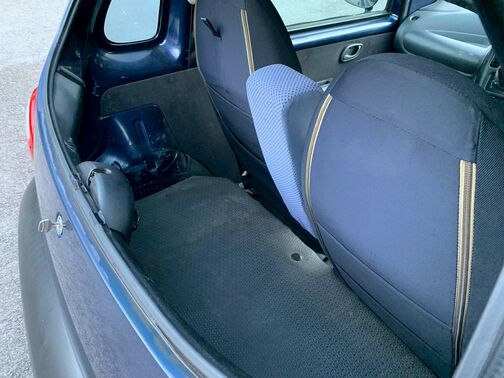 友達登録が終わりますと、ご案内のメッセージが流れます。メッセージに従いご返信をお願いします。