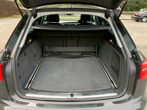 ご返信頂くと、当社の自社ローンの特徴について、詳しくご案内させて頂きますので、まずは公式LINEの友達登録をお願いします