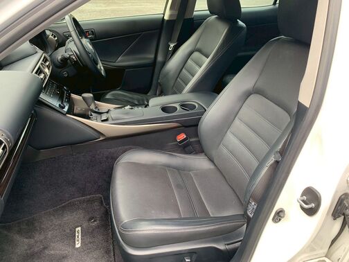 【友達追加の方法③】https://lin.ee/qaiZt2Uを読み込んで友達追加できます。